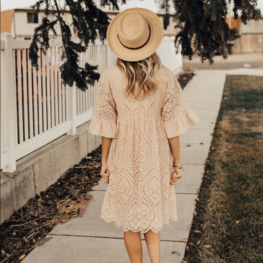 Roolee Pink eyelet spring dress med